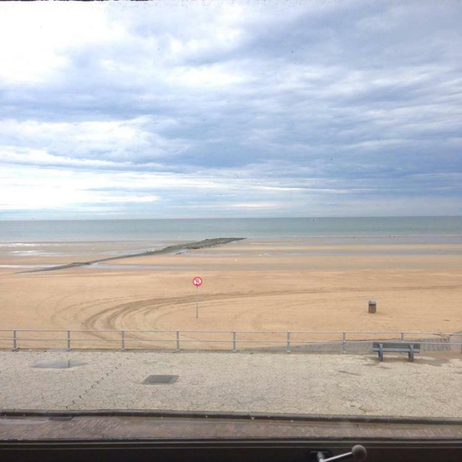 bord de mer Sint-Idesbald Exterior foto